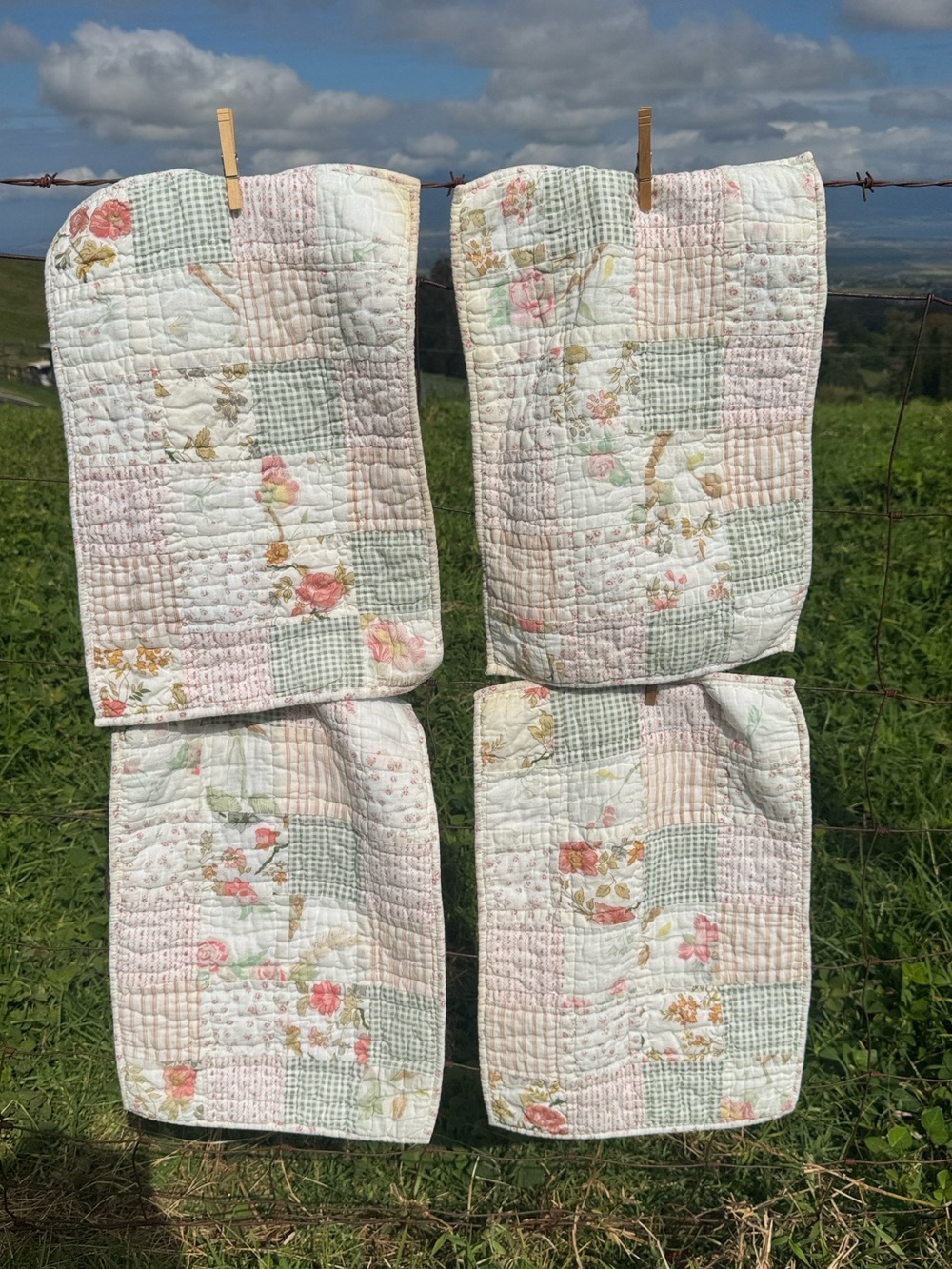 VTG Lasting impressions Victorian heart quilted  patchwork farmhouse 4 placemats